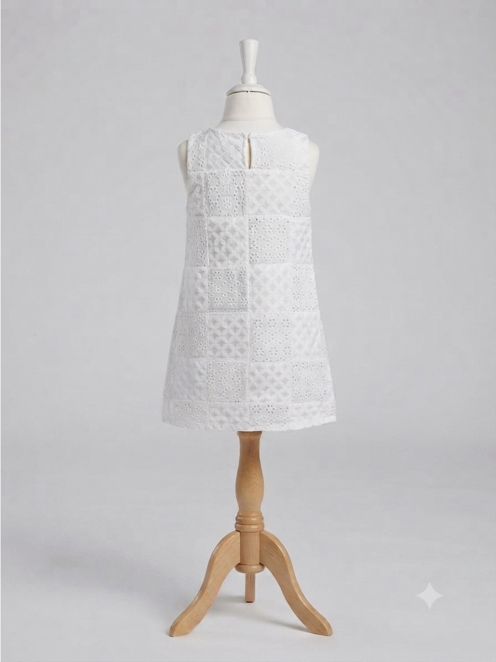 Vineyard Vines White Eyelet Patchwork Shift
